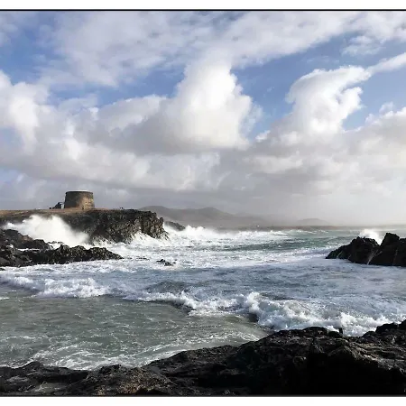 Lur De La Playa Daire *